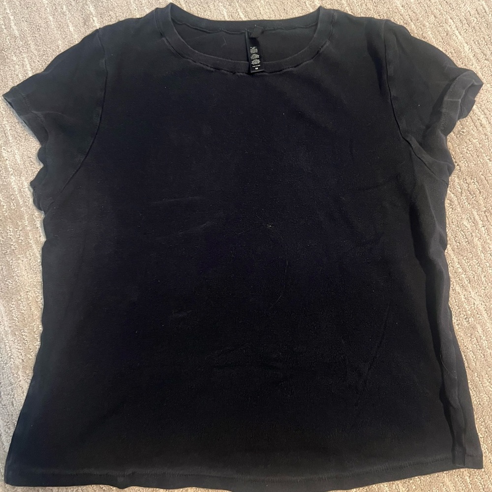 Skims Tee